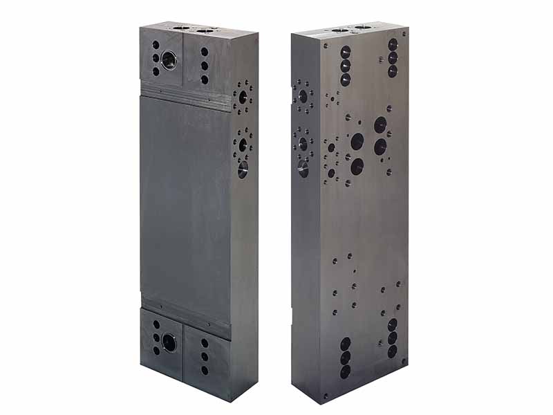 Hydraulic steel blocks